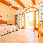 Stunning 3 Bedroom With Pool * Xagħra