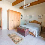 بيت للعطل Stunning 3 Bedroom With Pool