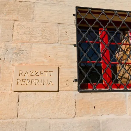 Hébergement de vacances Stunning 3 Bedroom With Pool Xagħra